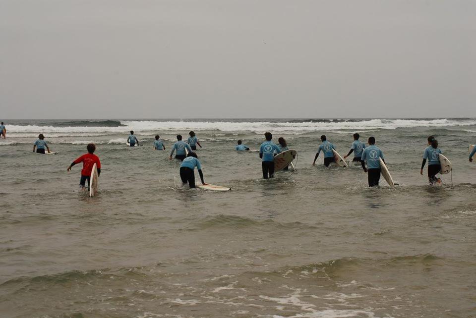 Furadouro Surf Camp Apartment โอวาร์ ภายนอก รูปภาพ