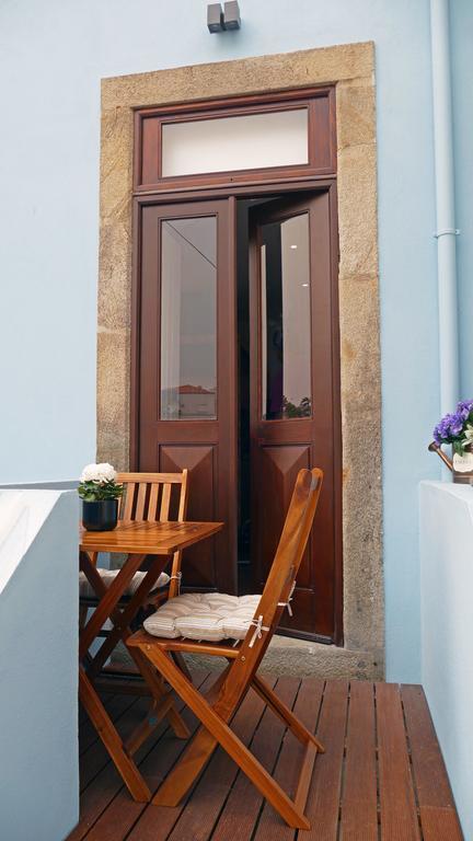 Furadouro Surf Camp Apartment โอวาร์ ภายนอก รูปภาพ